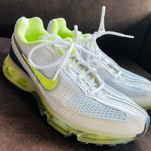 Mint Condition NIKE ZOOM AIR MAX 360 White Lime Volt Grey Womens 9.5 US 41 EUR